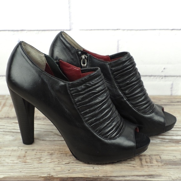 Max Studio sz 8 black leather peep toe booties - Picture 1 of 8